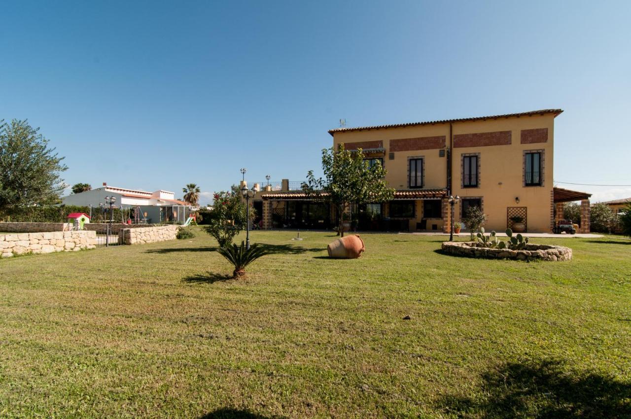 Mennula Amara Hotel Syracuse Esterno foto